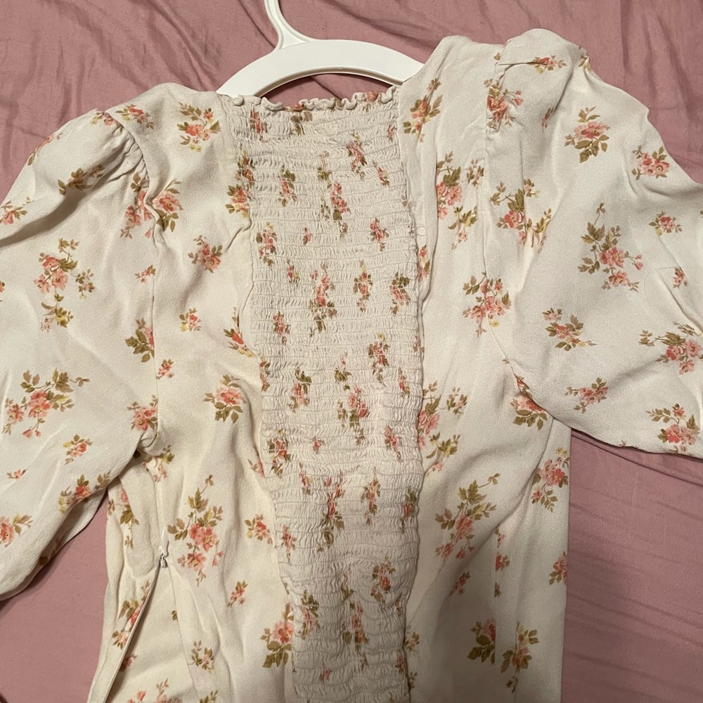 Reformation Blouse - Picture 4 of 5